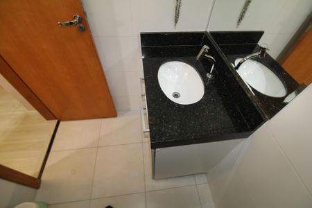 Casa para alugar com 75m², 2 quartos e 1 vagaQuarto 1 - Banheiro