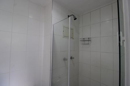 Apartamento à venda com 74m², 2 quartos e 1 vagaBanheiro da suíte