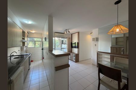 Apartamento à venda com 74m², 2 quartos e 1 vagaSala