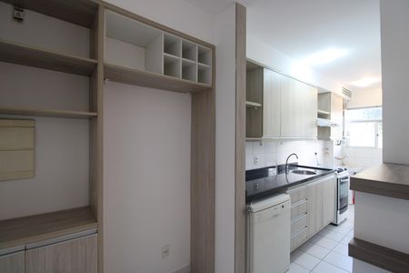 Apartamento à venda com 74m², 2 quartos e 1 vagaCozinha