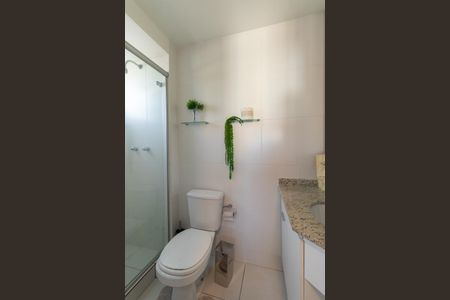 Apartamento à venda com 62m², 3 quartos e 1 vaga Apartamento à venda com 62m², 3 quartos e 1 vagaBanheiro da Suite