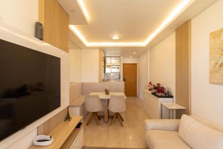 Apartamento à venda com 62m², 3 quartos e 1 vaga Apartamento à venda com 62m², 3 quartos e 1 vagaSala