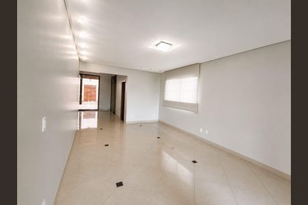 Sala de casa de condomínio para alugar com 5 quartos, 400m² em Alphaville Araguaia, Goiânia