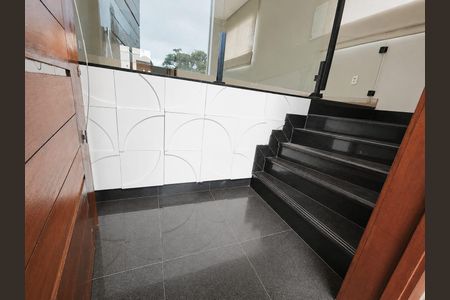Casa de condomínio para alugar com 400m², 5 quartos e 4 vagas