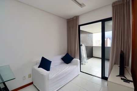 Sala de apartamento para alugar com 1 quarto, 52m² em Caminho das Árvores, Salvador
