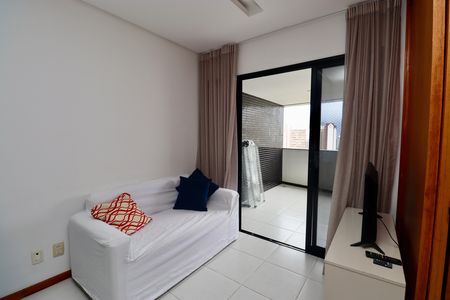 Sala de apartamento para alugar com 1 quarto, 52m² em Caminho das Árvores, Salvador