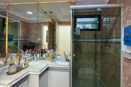 Apartamento para alugar com 380m², 4 quartos e 5 vagasBanheiro 