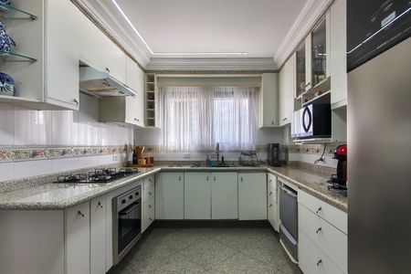 Apartamento para alugar com 380m², 4 quartos e 5 vagasCozinha 
