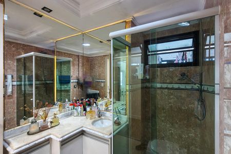 Apartamento para alugar com 380m², 4 quartos e 5 vagasBanheiro 