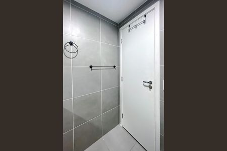 Apartamento à venda com 55m², 2 quartos e sem vaga Apartamento à venda com 55m², 2 quartos e sem vagaBanheiro