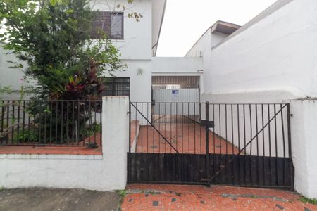 Casa para alugar com 150m², 2 quartos e 4 vagasFachada