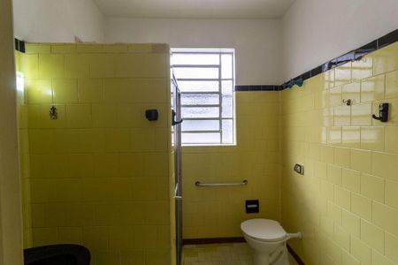 Casa para alugar com 150m², 2 quartos e 4 vagasBanheiro Social