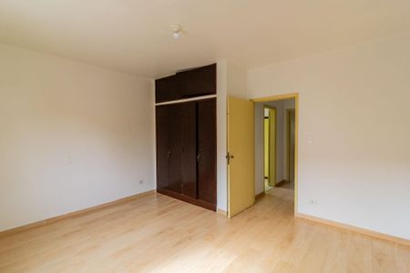 Quarto 1 de casa para alugar com 2 quartos, 150m² em Santo Amaro, São Paulo