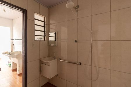 Casa para alugar com 150m², 2 quartos e 4 vagasBanheiro de Serviço