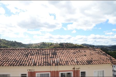 Quarto 1 de apartamento para alugar com 2 quartos, 43m² em Jardim Vitoria, Belo Horizonte