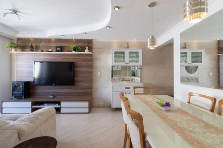 Sala de apartamento à venda com 3 quartos, 64m² em Jardim Jaqueline, São Paulo