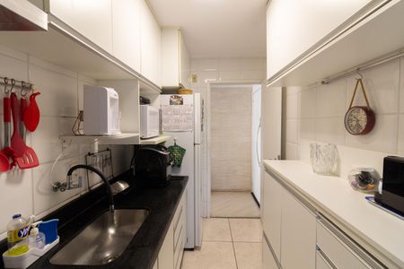 Apartamento à venda com 64m², 3 quartos e 1 vaga Apartamento à venda com 64m², 3 quartos e 1 vagaCozinha