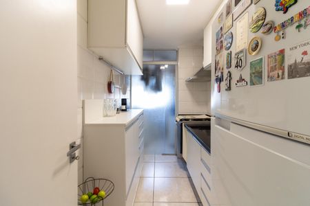 Cozinha de apartamento à venda com 3 quartos, 64m² em Jardim Jaqueline, São Paulo