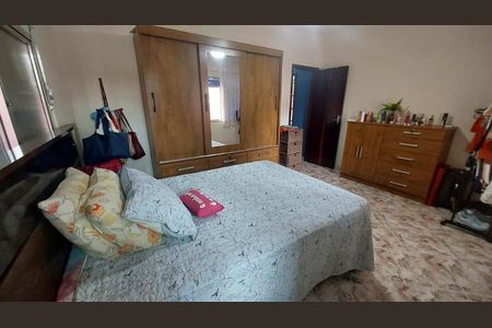 Casa para alugar com 290m², 3 quartos e 5 vagas Casa para alugar com 290m², 3 quartos e 5 vagasQuarto