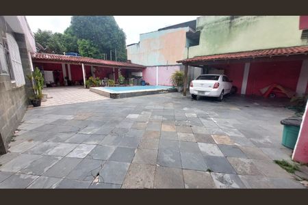 Casa para alugar com 290m², 3 quartos e 5 vagas