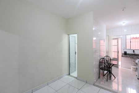 Apartamento para alugar com 40m², 1 quarto e sem vaga Apartamento para alugar com 40m², 1 quarto e sem vagaSala