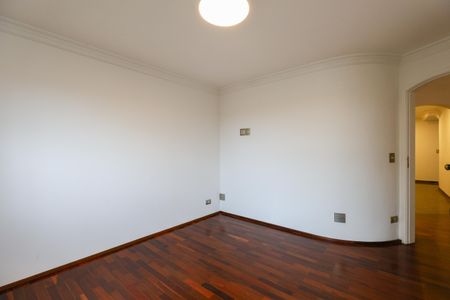 Apartamento para alugar com 256m², 4 quartos e 4 vagas Apartamento para alugar com 256m², 4 quartos e 4 vagasQuarto 1