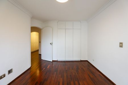 Apartamento para alugar com 256m², 4 quartos e 4 vagas Apartamento para alugar com 256m², 4 quartos e 4 vagasQuarto 2