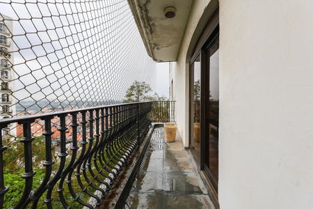 Apartamento para alugar com 256m², 4 quartos e 4 vagas Apartamento para alugar com 256m², 4 quartos e 4 vagasVaranda da Sala
