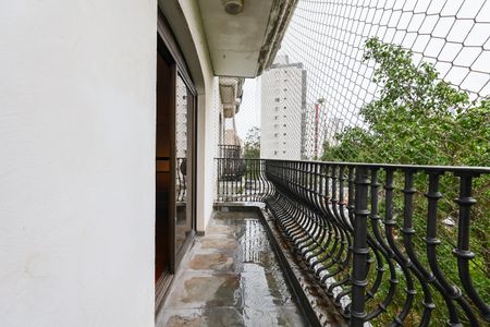 Apartamento para alugar com 256m², 4 quartos e 4 vagas Apartamento para alugar com 256m², 4 quartos e 4 vagasVaranda da Sala