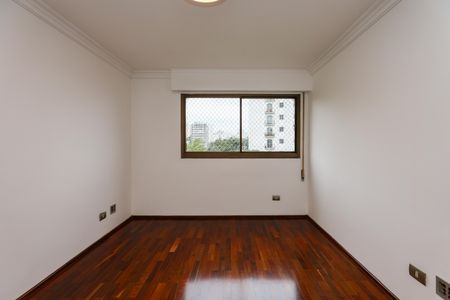 Apartamento para alugar com 256m², 4 quartos e 4 vagas Apartamento para alugar com 256m², 4 quartos e 4 vagasQuarto 2