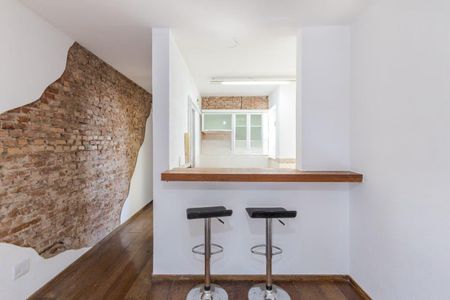 Apartamento para alugar com 140m², 2 quartos e 3 vagas Apartamento para alugar com 140m², 2 quartos e 3 vagasSala