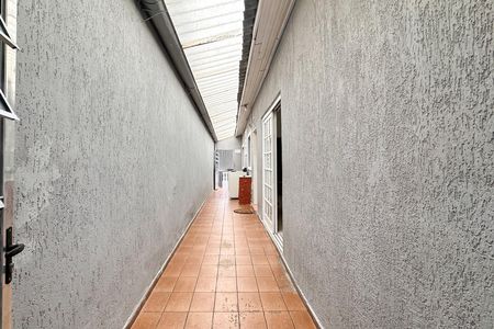 Casa à venda com 138m², 4 quartos e 2 vagasQuintal