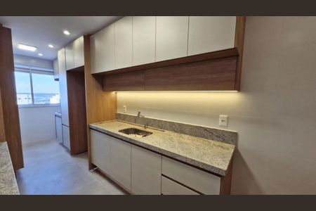 Cozinha de apartamento para alugar com 3 quartos, 120m² em Alphaville Araguaia, Goiânia