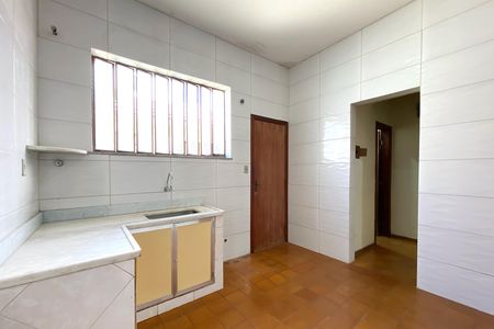 Casa para alugar com 102m², 2 quartos e 1 vaga Casa para alugar com 102m², 2 quartos e 1 vagaCozinha