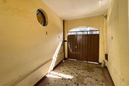 Casa para alugar com 102m², 2 quartos e 1 vaga Casa para alugar com 102m², 2 quartos e 1 vagaGaragem