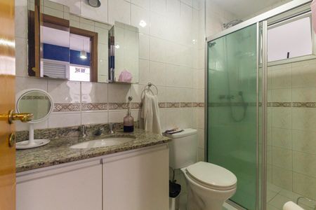 Apartamento à venda com 89m², 3 quartos e 2 vagas Apartamento à venda com 89m², 3 quartos e 2 vagasBanheiro da Suíte