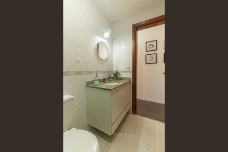 Apartamento à venda com 89m², 3 quartos e 2 vagas Apartamento à venda com 89m², 3 quartos e 2 vagasBanheiro Social