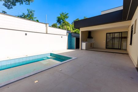 Casa de condomínio para alugar com 198m², 3 quartos e 4 vagas