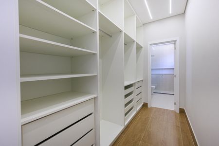 Casa de condomínio para alugar com 198m², 3 quartos e 4 vagas