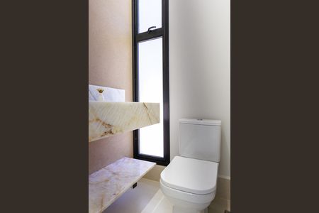 Casa de condomínio para alugar com 198m², 3 quartos e 4 vagas