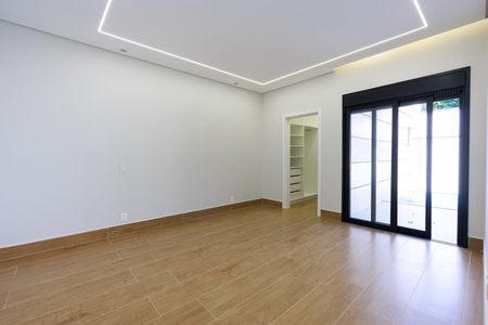 Casa de condomínio para alugar com 198m², 3 quartos e 4 vagas