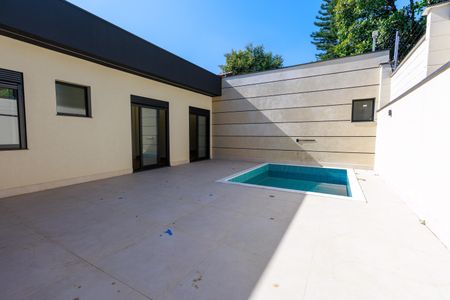 Casa de condomínio para alugar com 198m², 3 quartos e 4 vagas