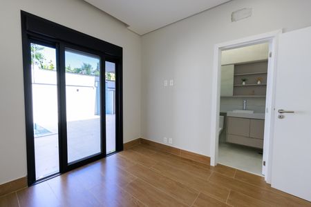 Casa de condomínio para alugar com 198m², 3 quartos e 4 vagas