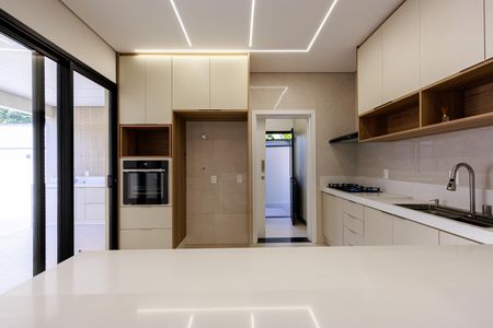 Casa de condomínio para alugar com 198m², 3 quartos e 4 vagas