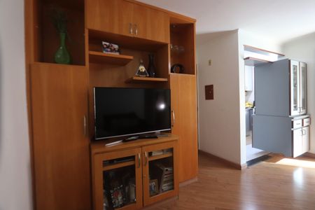 Sala de apartamento à venda com 2 quartos, 52m² em Vila Industrial, São Paulo
