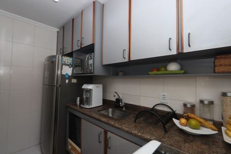 Apartamento à venda com 52m², 2 quartos e 1 vagaCozinha e Área de Serviço