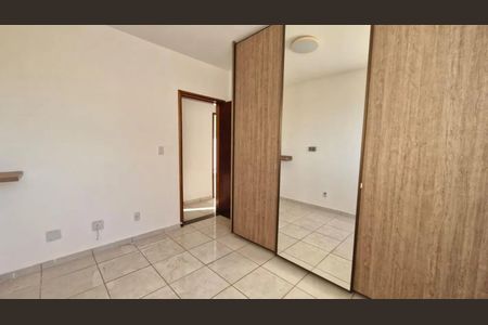 Apartamento para alugar com 90m², 3 quartos e 1 vagaQuarto