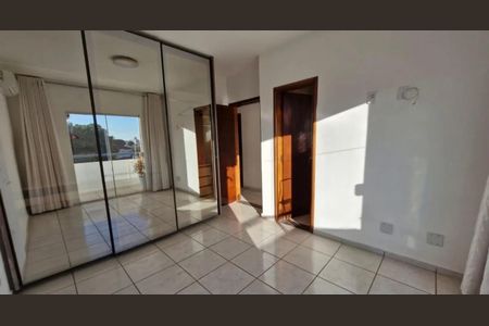 Apartamento para alugar com 90m², 3 quartos e 1 vagaQuarto