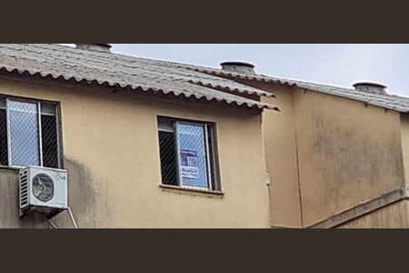 Apartamento para alugar com 44m², 2 quartos e 2 vagasAdesivo