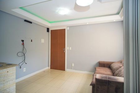 Sala de apartamento para alugar com 2 quartos, 44m² em Mário Quintana, Porto Alegre